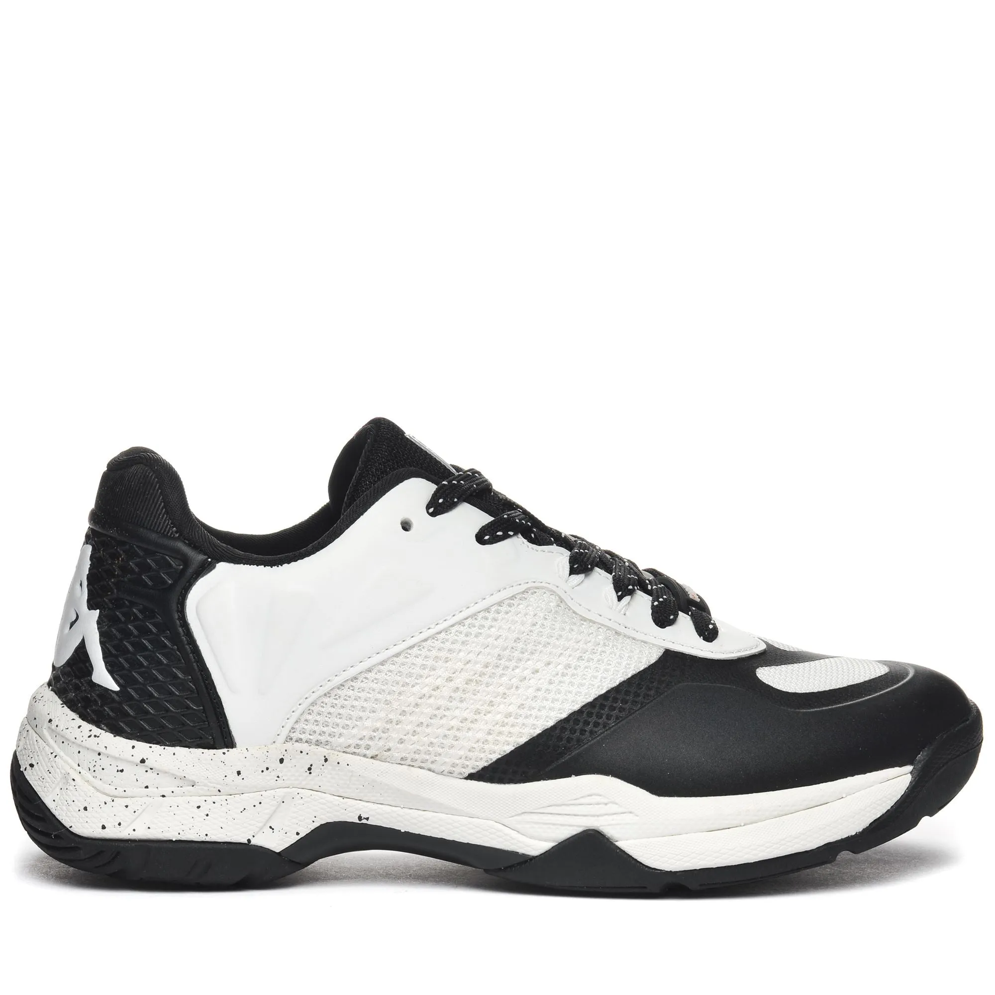 KOMBAT  PADEL LOOP - Sport Shoes - Low Cut - Unisex - WHITE-BLACK